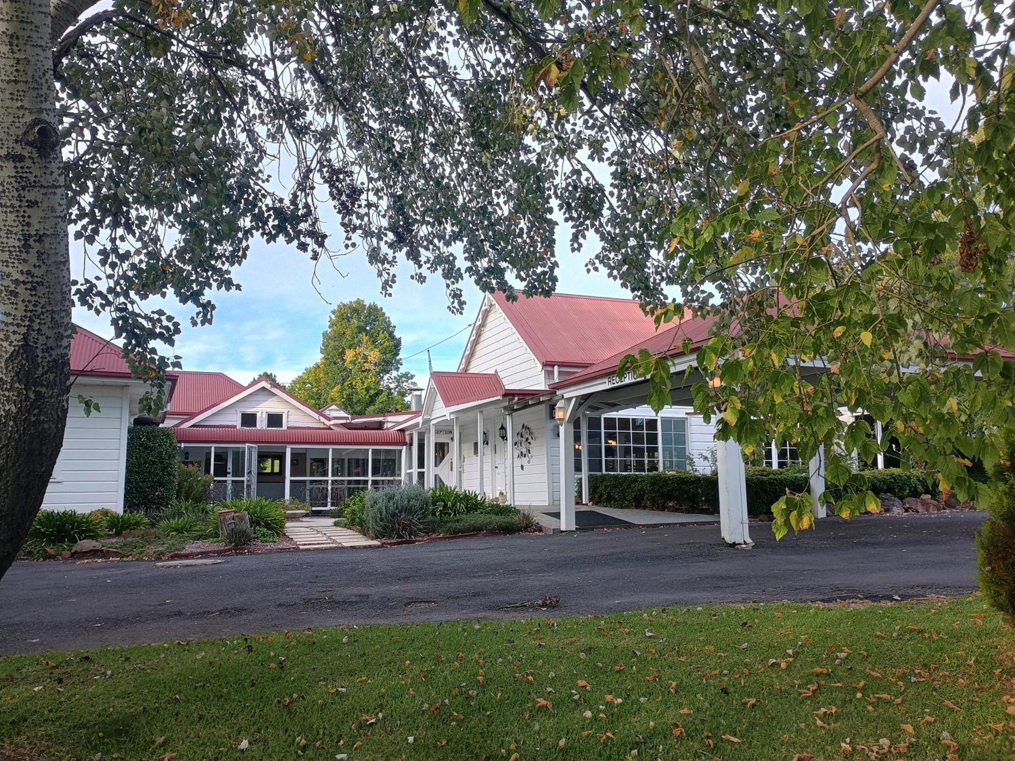Moore Park Inn Armidale Bagian luar foto