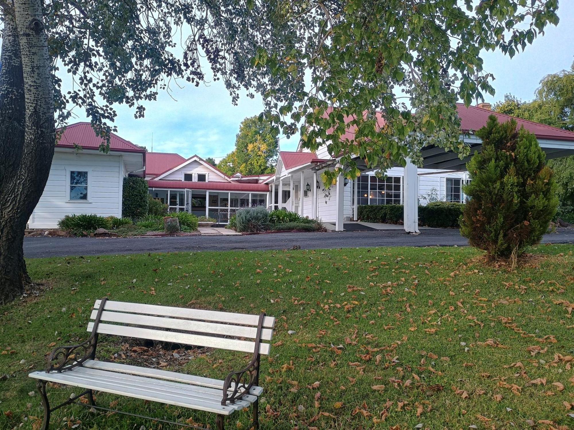 Moore Park Inn Armidale Bagian luar foto